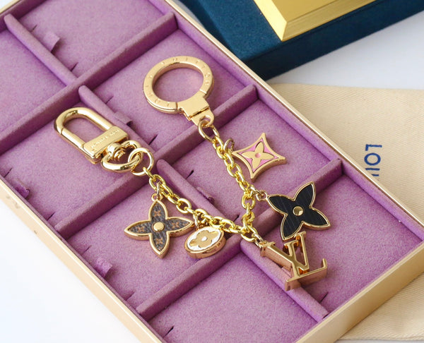 Unforgettable Gift 18k Gold-Plated Stainless Steel Keychain & Bag Charm