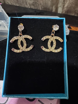 Handcrafted Zipper Pull Earrings – Gold Fashion