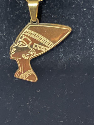 Gold Nefertiti Queen Pendant Necklace