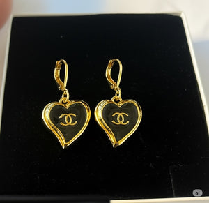 Luxury Handmade Zipper Pull Earrings: A Designer’s Touch