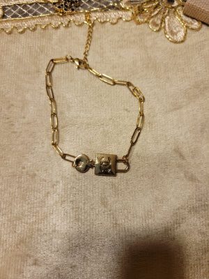 Handmade Lock Bracelet – Zipper Pull
