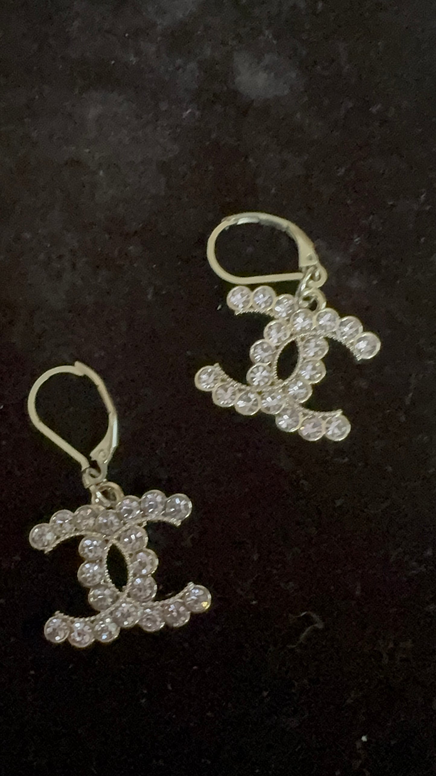 Luxury Handmade Zipper Pull Earrings – Light Purple Stones | Customizable Design