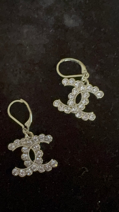 Luxury Handmade Zipper Pull Earrings – Light Purple Stones | Customizable Design