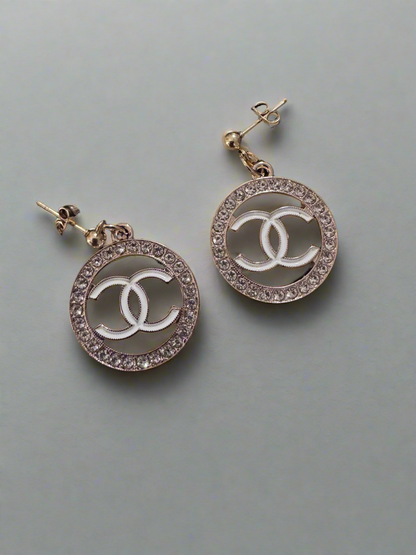 Gold Fashion’s handcrafted zipper pull earrings