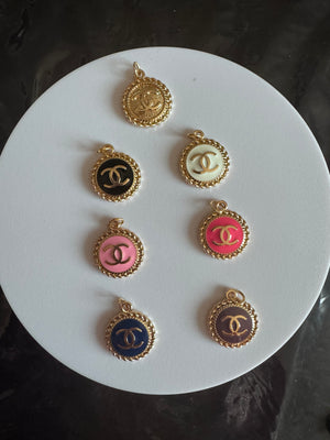 Handcrafted Zipper Pull Jewelry Set – Earrings & Necklace