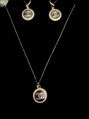 Handcrafted Zipper Pull Jewelry Set – Earrings & Necklace