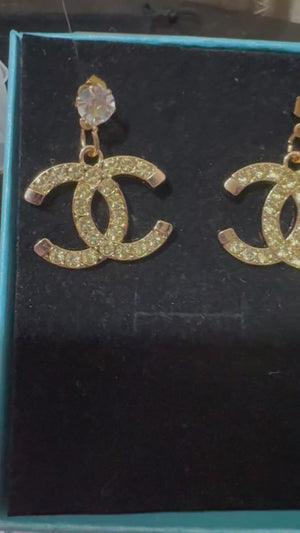 Handcrafted Zipper Pull Earrings – Gold Fashion