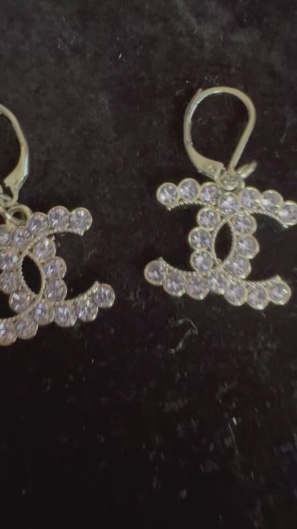 Luxury Handmade Zipper Pull Earrings – Light Purple Stones | Customizable Design