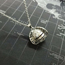 Load image into Gallery viewer, Expanding Photo Locket Pendant Magic Ball - MomProStore 