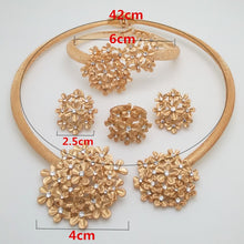 Load image into Gallery viewer, Dubai Floral Bridal Gold Color Jewelry Set