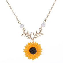Load image into Gallery viewer, Delicate Sunflower Pendant Necklace Creative Imitation Pearls - MomProStore 